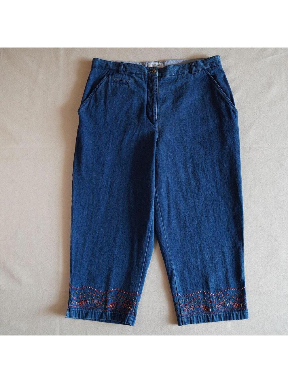 Y2K Embroidered Dark Wash Denim Capris sz 14